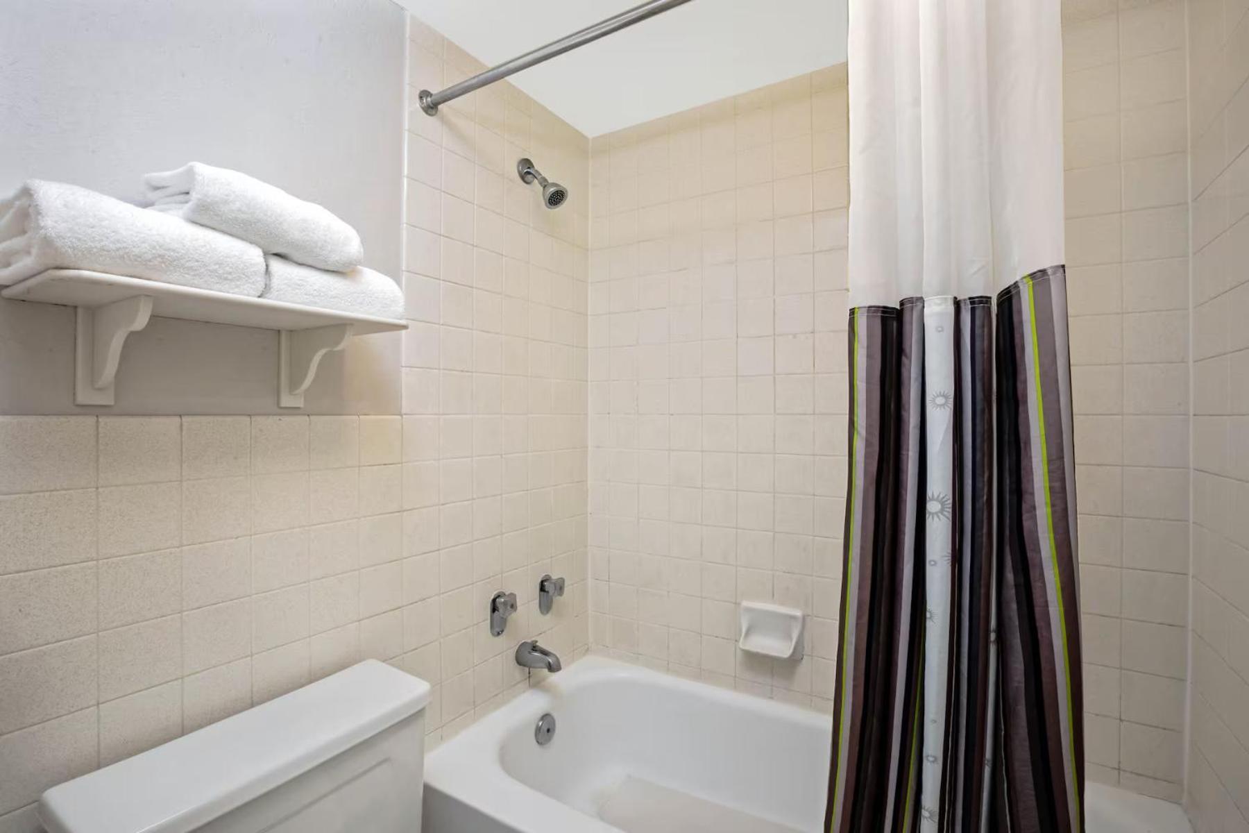 La Quinta By Wyndham Hotel